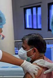 Amid Omicron Surge, experts say Govt's decision on Booster doses, Vax for Children timely Amid Omicron Surge, experts say Govt's decision on Booster doses, Vax for Children timely
